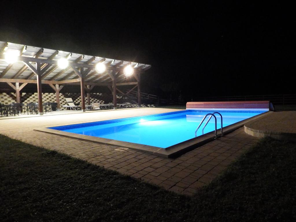 ピエーヴェ・サント・ステーファノ Agriturismo Fontandroneヴィラ エクステリア 写真